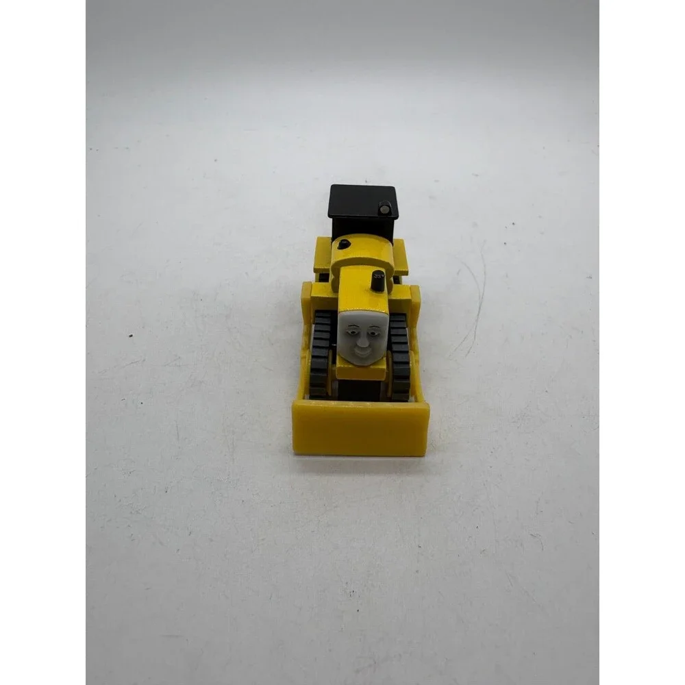 Thomas & Friends Take-Along BYRON The Bulldozer Diecast Magnetic Toy Train #18